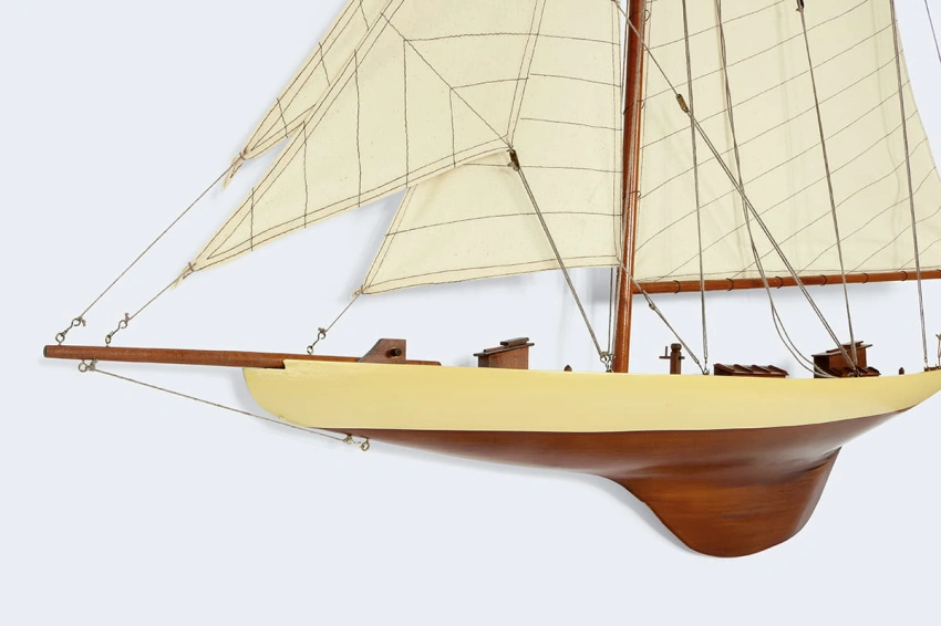 model-jachtu-polowka.jpg