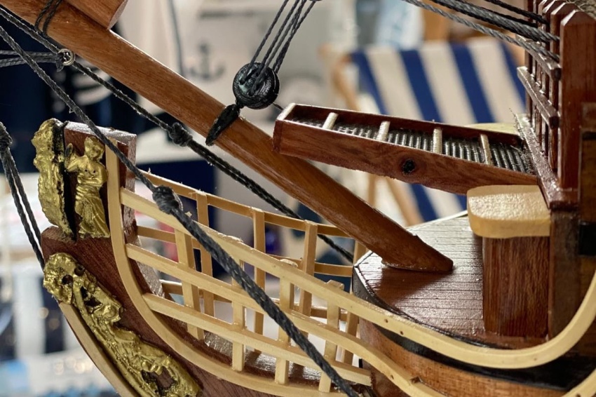 Prezent dla żeglarza marynistyczny luksusowy model żaglowca