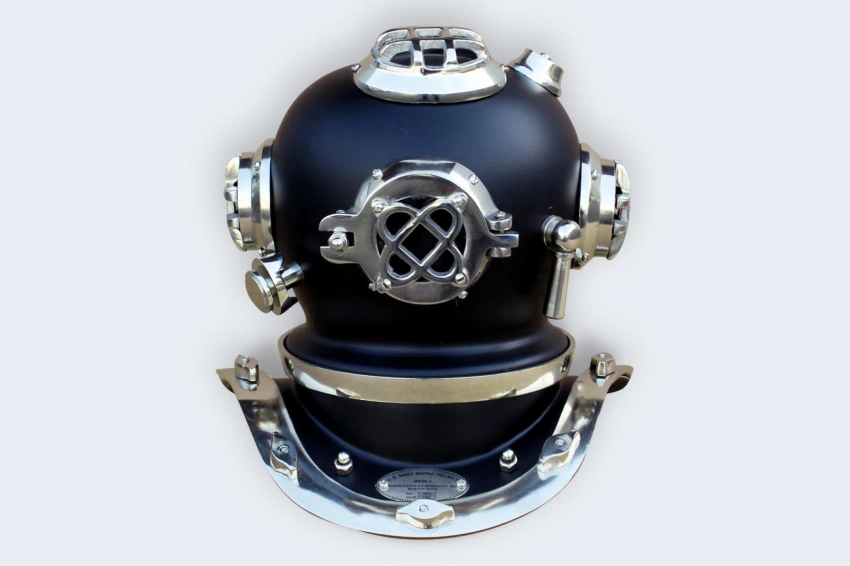 helm-nurka-glebinowego