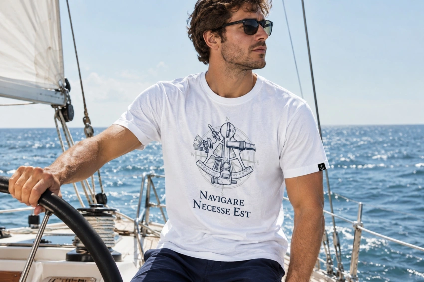 tshirt-meski-bialy-navigare-necesse-est.jpg
